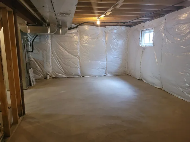 $385,000 | 1112 Kim Court, Joliet, IL 60431