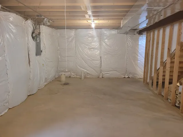 $385,000 | 1112 Kim Court, Joliet, IL 60431