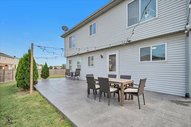 $385,000 | 1112 Kim Court, Joliet, IL 60431