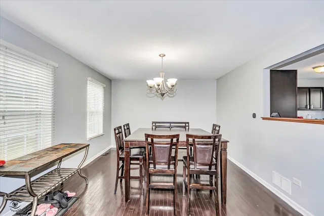 $385,000 | 1112 Kim Court, Joliet, IL 60431