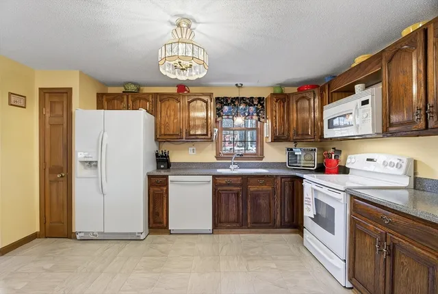 $489,900 | 302 Ash Street, Winchendon, MA 01475