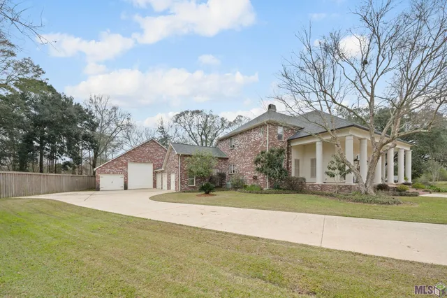 $875,000 | 6895 Hunter's Way, Denham Springs, LA 70726