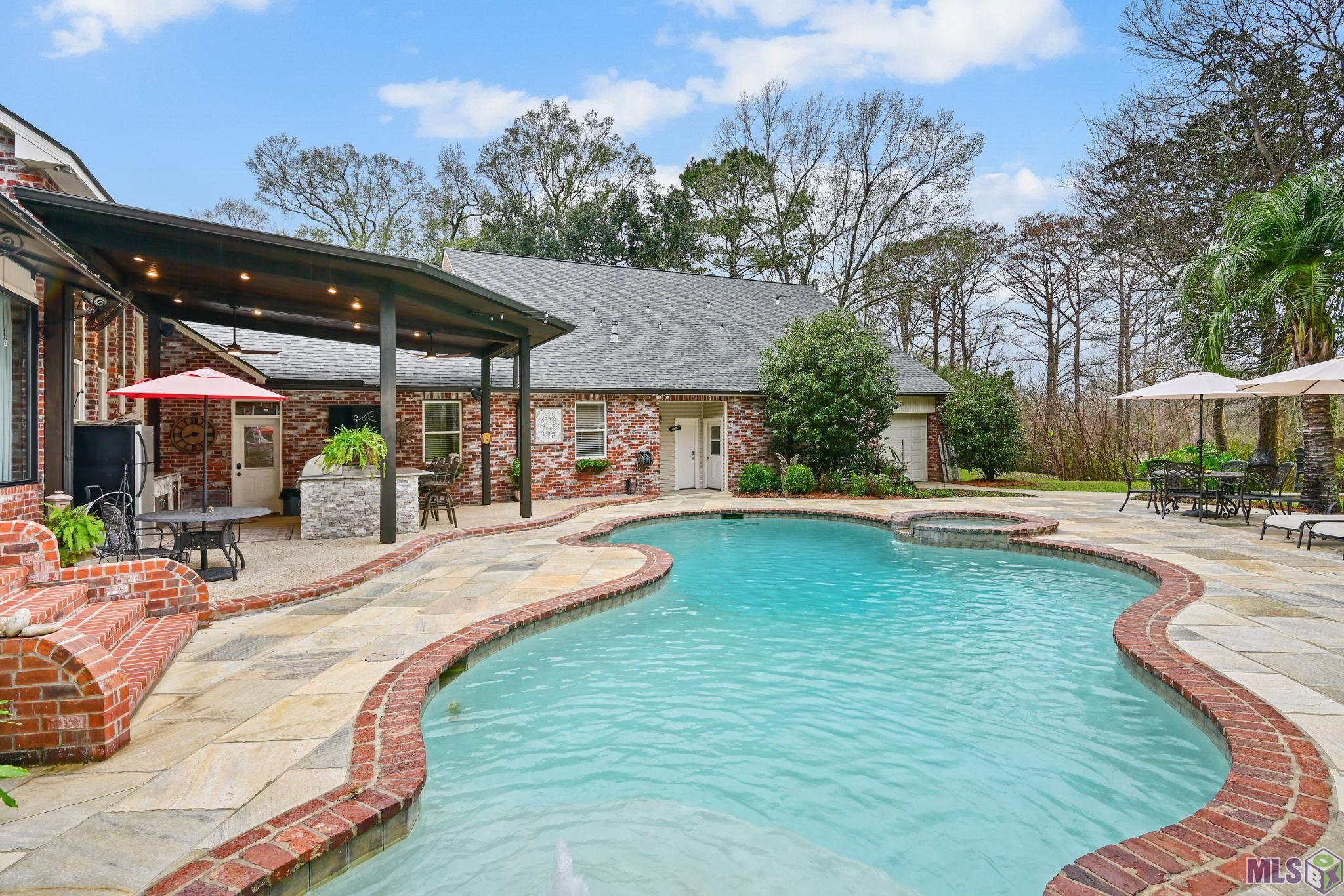 6895 Hunter's Way Denham Springs, LA 70726 - Photo 29 of 40