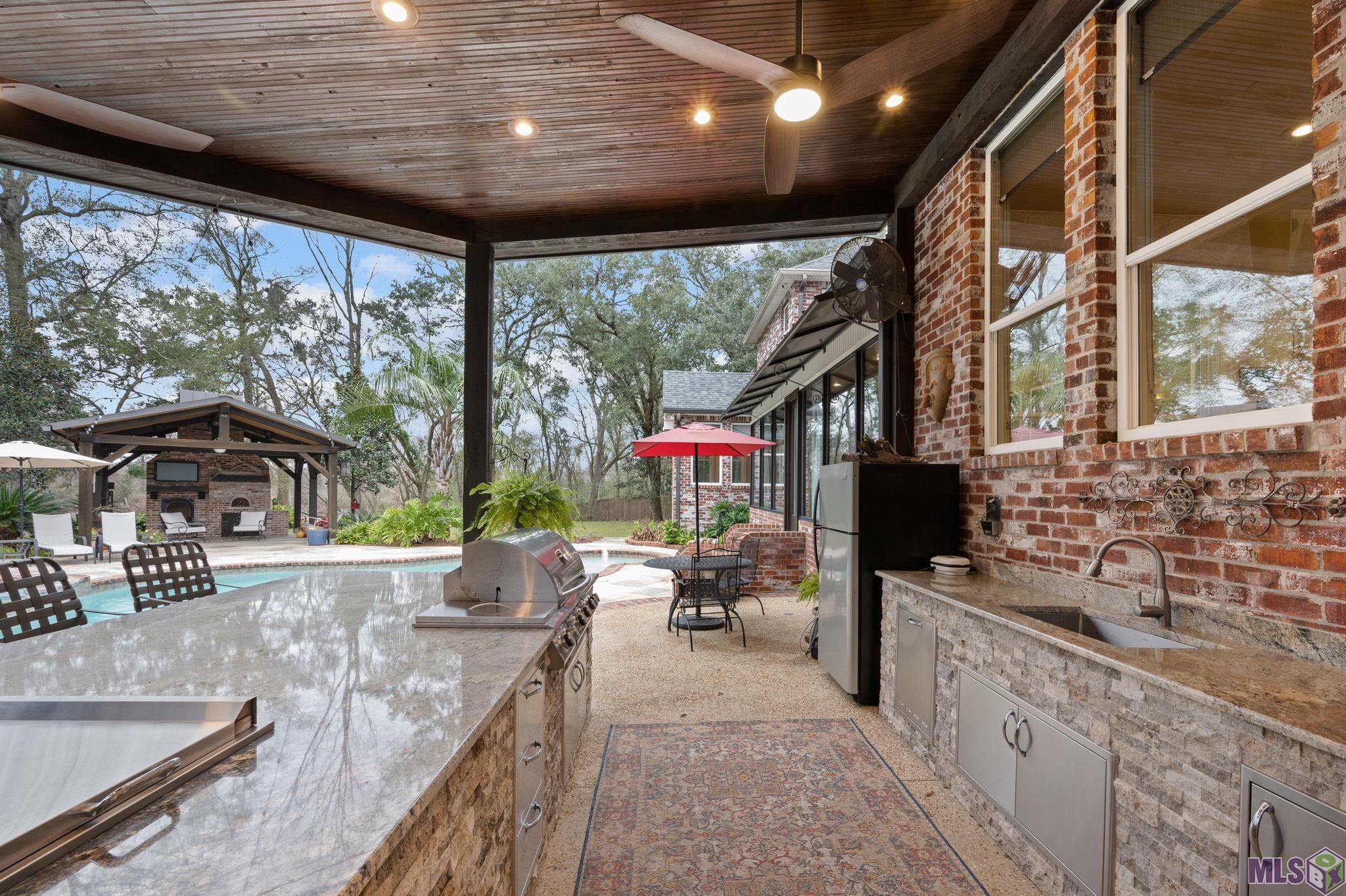 6895 Hunter's Way Denham Springs, LA 70726 - Photo 30 of 40