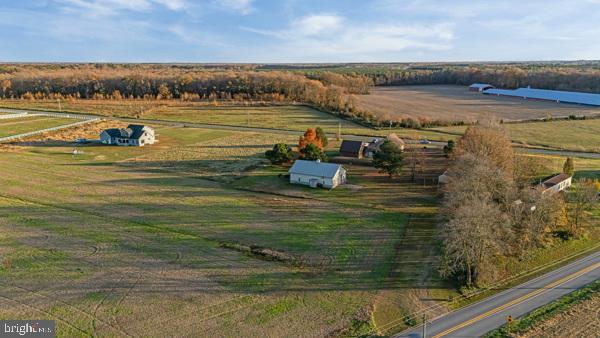 419 Williamsville Road Houston, DE 19954 - Photo 15 of 65 a view of a lake from a balcony