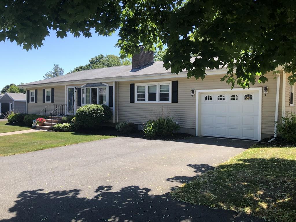 3 Wennerberg Road Middleton, MA 01949 - Photo 1 of 4 Gallery Image 1