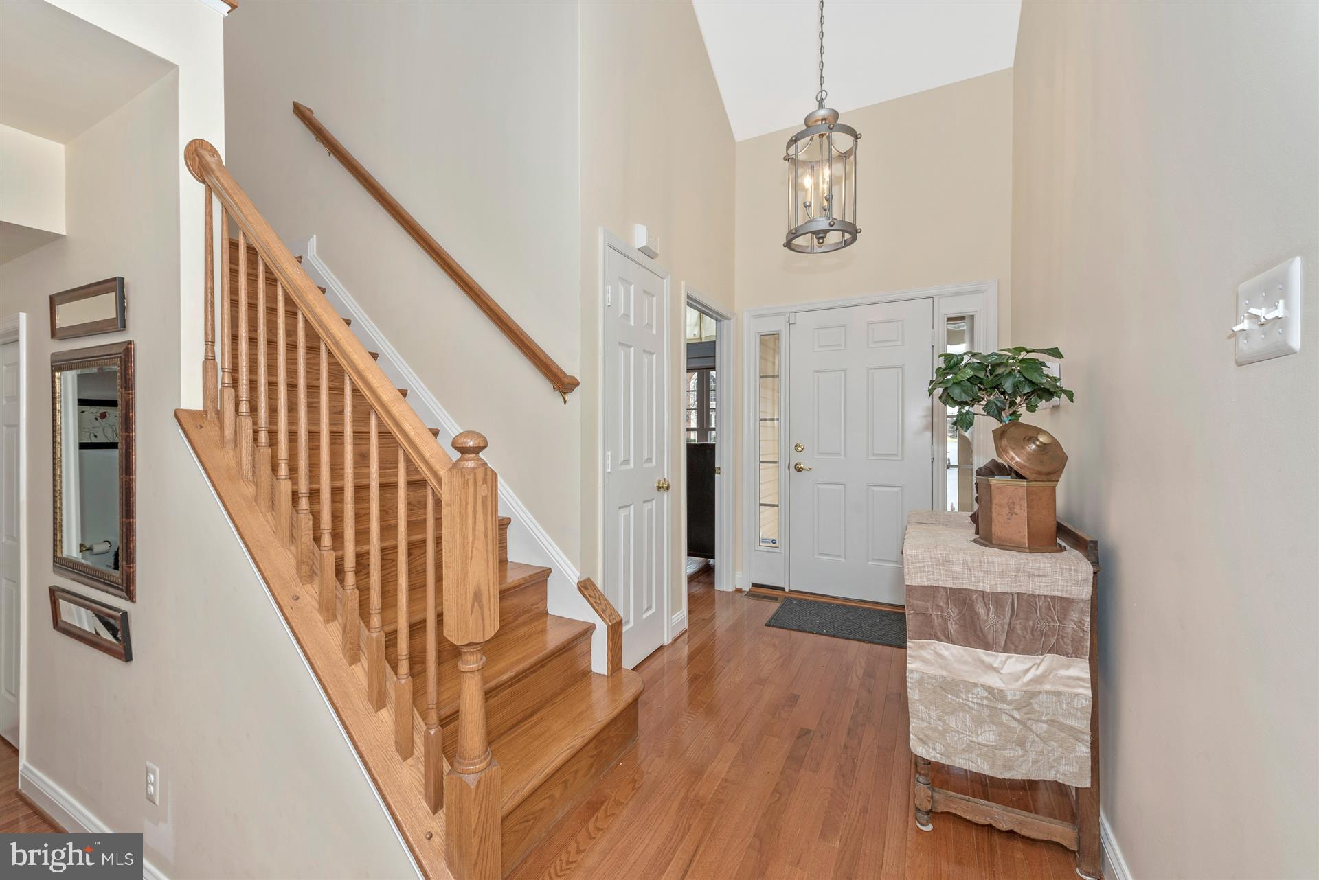 2630 Monocacy Ford Road Frederick, MD 21701 - Photo 4 of 40 Foyer
