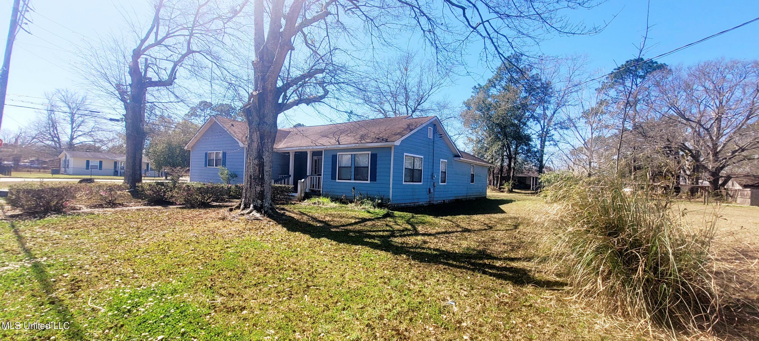 4213 Charles Street Moss Point, MS 39563 - Photo 1 of 15 20220228_121229