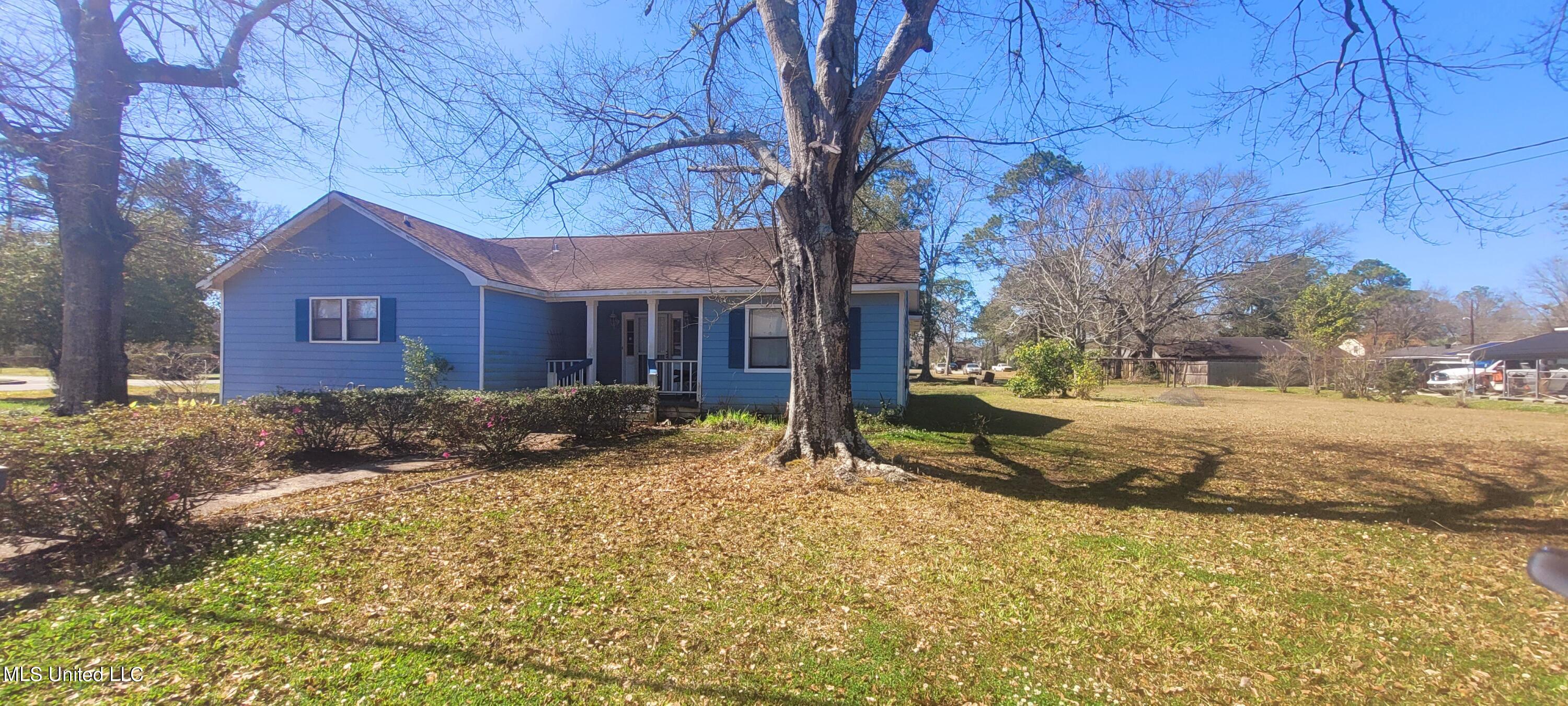 4213 Charles Street Moss Point, MS 39563 - Photo 3 of 15 20220228_121248