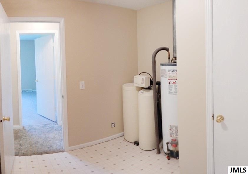 4277 Clinton Road Jackson, MI 49201 - Photo 12 of 15 Photo 12