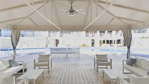 $799,900 | 2780 South Ocean Boulevard, Unit 709, Palm Beach, FL 33480