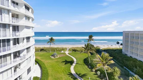 $799,900 | 2780 South Ocean Boulevard, Unit 709, Palm Beach, FL 33480