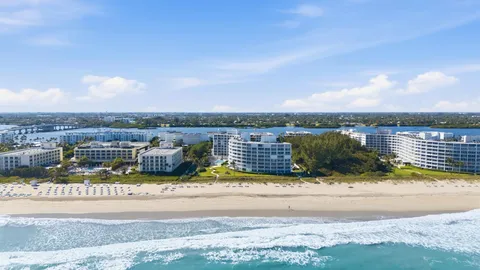 $799,900 | 2780 South Ocean Boulevard, Unit 709, Palm Beach, FL 33480