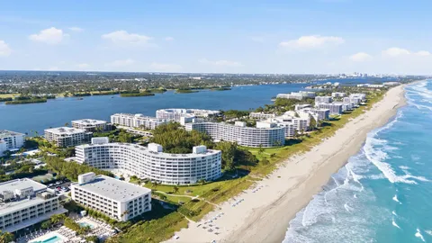 $899,900 | 2780 South Ocean Boulevard, Unit 709, Palm Beach, FL 33480