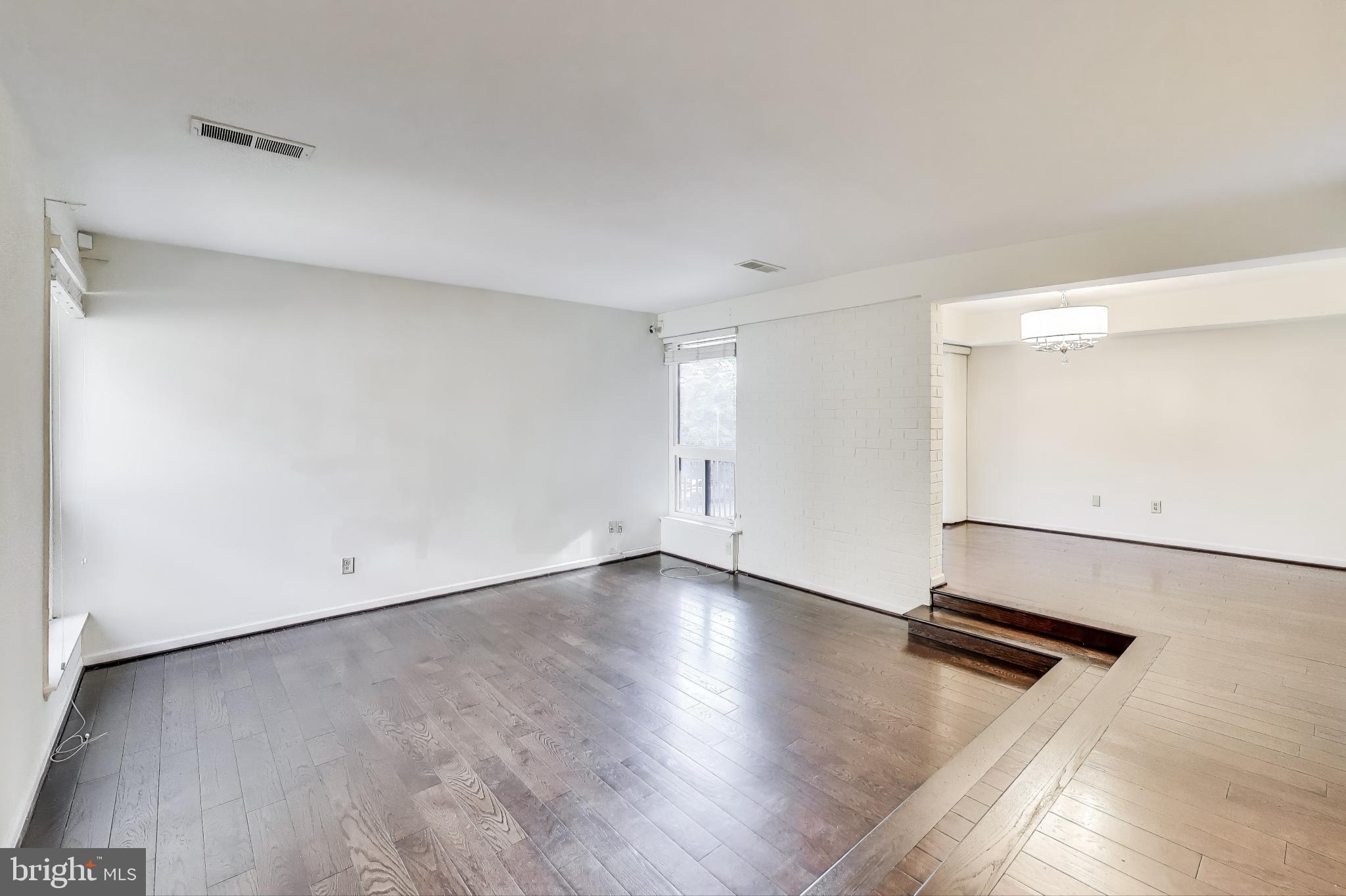 9820 Georgia Avenue, Unit 301 Silver Spring, MD 20902 - Photo 4 of 19