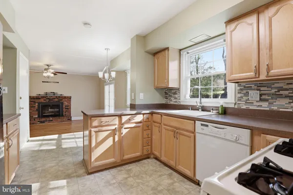 $449,990 | 9705 Wyman Way, Upper Marlboro, MD 20772