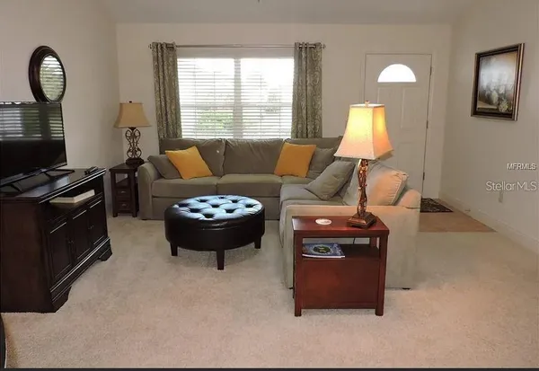 $2,300 | 798 Journey Lane, The Villages, FL 32163