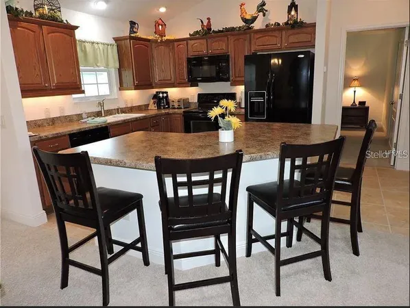 $2,300 | 798 Journey Lane, The Villages, FL 32163