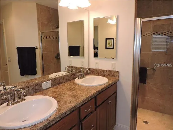 $2,300 | 798 Journey Lane, The Villages, FL 32163