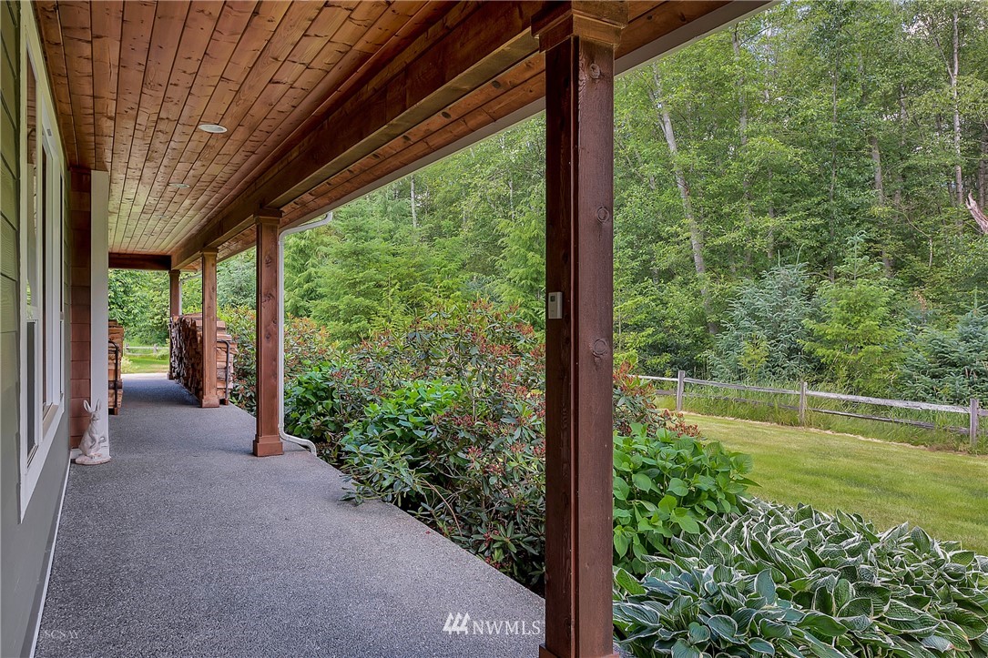 9533 Sunrise Road Blaine, WA 98230 - Photo 3 of 25 Gallery Image 3
