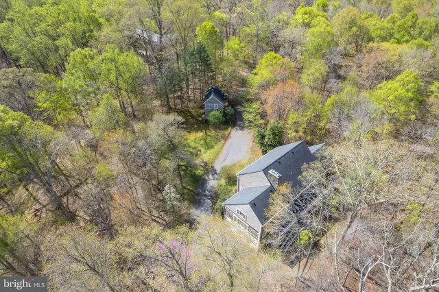 $3,199,000 | 121 Yarnick Road, Great Falls, VA 22066