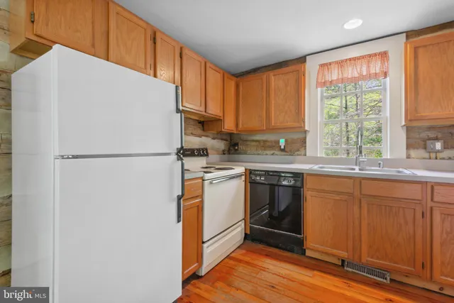 $3,199,000 | 121 Yarnick Road, Great Falls, VA 22066