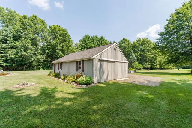 $475,000 | 4405 South 29th Street, Kalamazoo, MI 49048