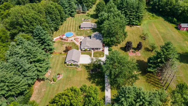 $475,000 | 4405 South 29th Street, Kalamazoo, MI 49048