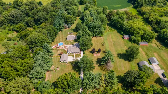 $475,000 | 4405 South 29th Street, Kalamazoo, MI 49048