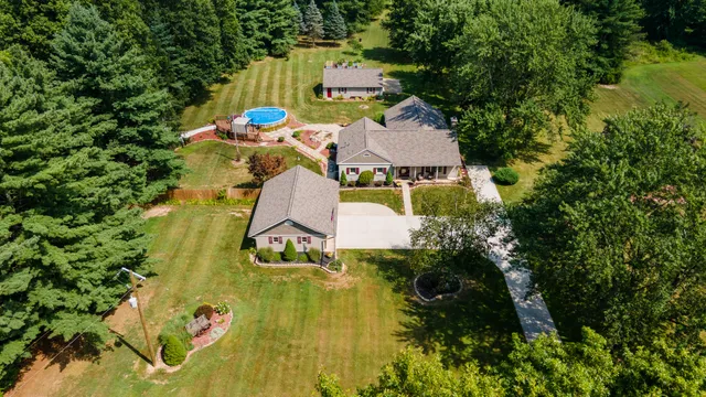 $475,000 | 4405 South 29th Street, Kalamazoo, MI 49048