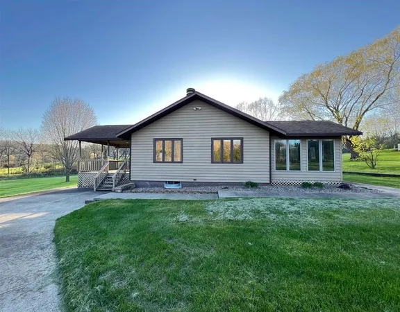 $298,000 | 71 Sugarcreek Trail, Galena, IL 61036
