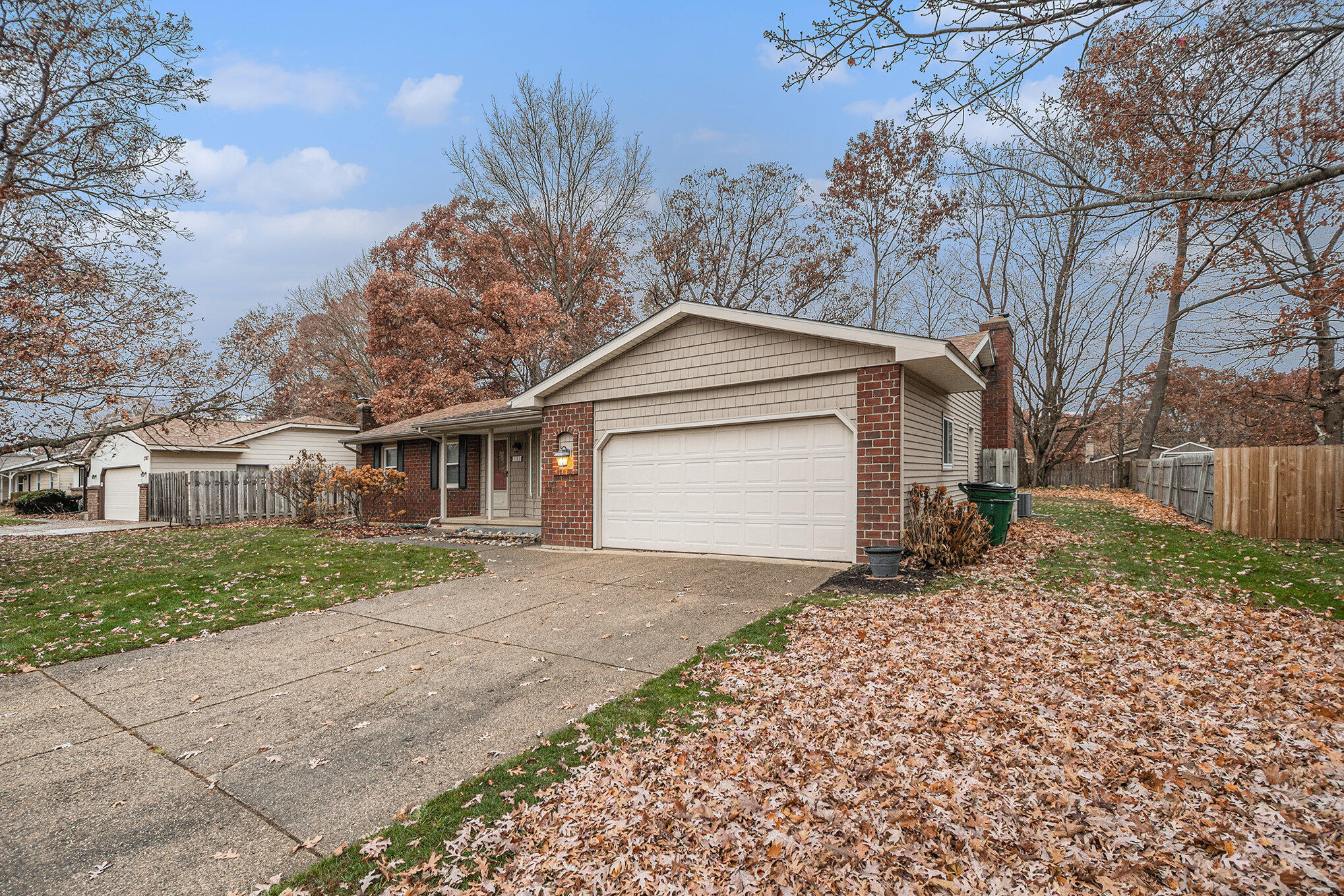 2493 Almar Street Jenison, MI 49428 - Photo 2 of 30 002_dsc_1486_374