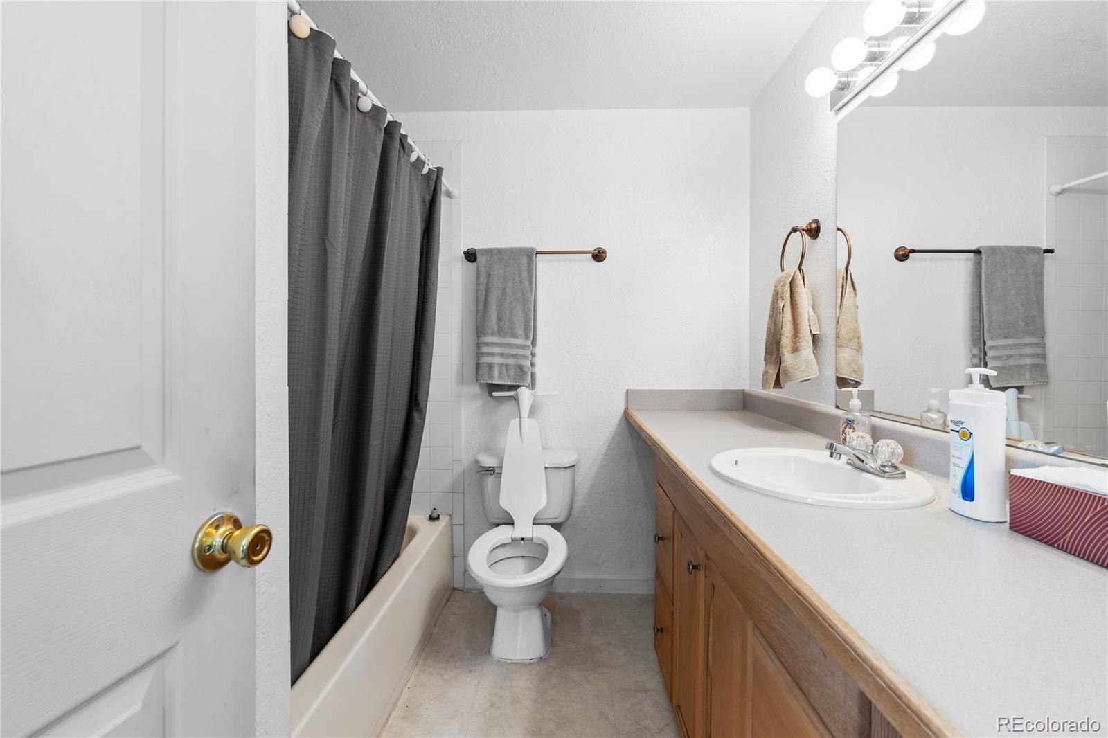 47501 Lisco Road Bennett, CO 80102 - Photo 27 of 46