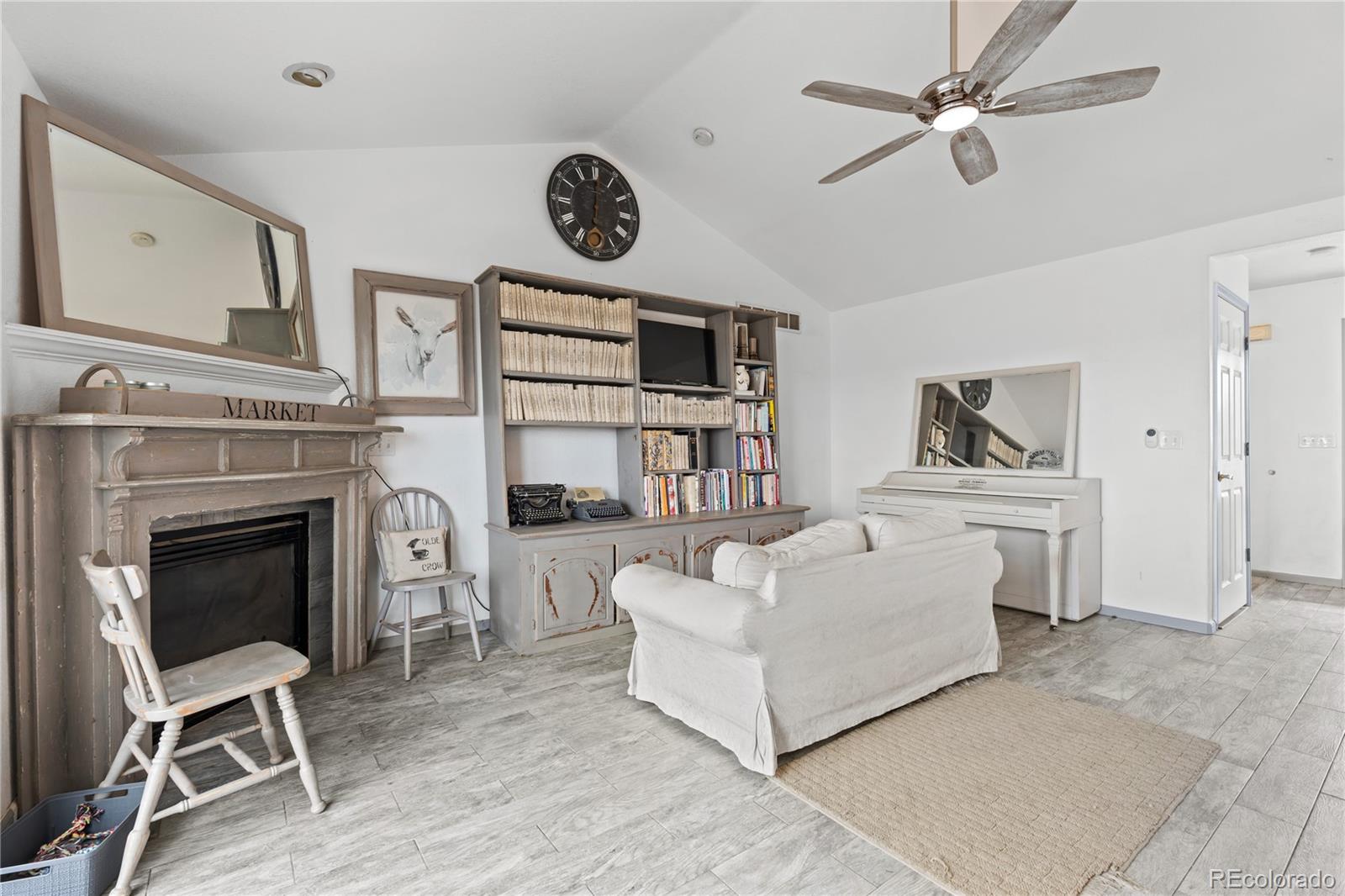 47501 Lisco Road Bennett, CO 80102 - Photo 9 of 46