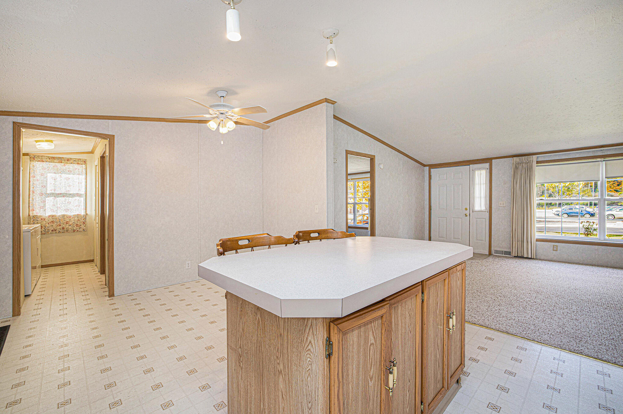 3349 Robinson Road Jackson, MI 49203 - Photo 8 of 22 8. Kitchen with Laundry Room access