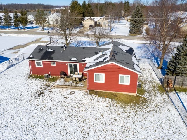 12023 Coldwater Road Flushing, MI 48433 - Photo 3 of 26