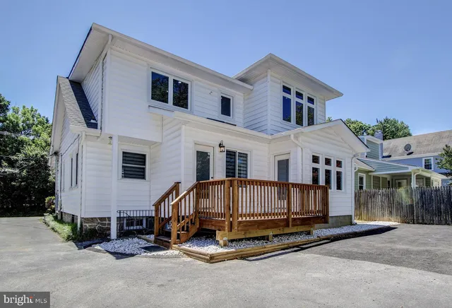 $7,500 | 4415 Bradley Lane, Chevy Chase, MD 20815