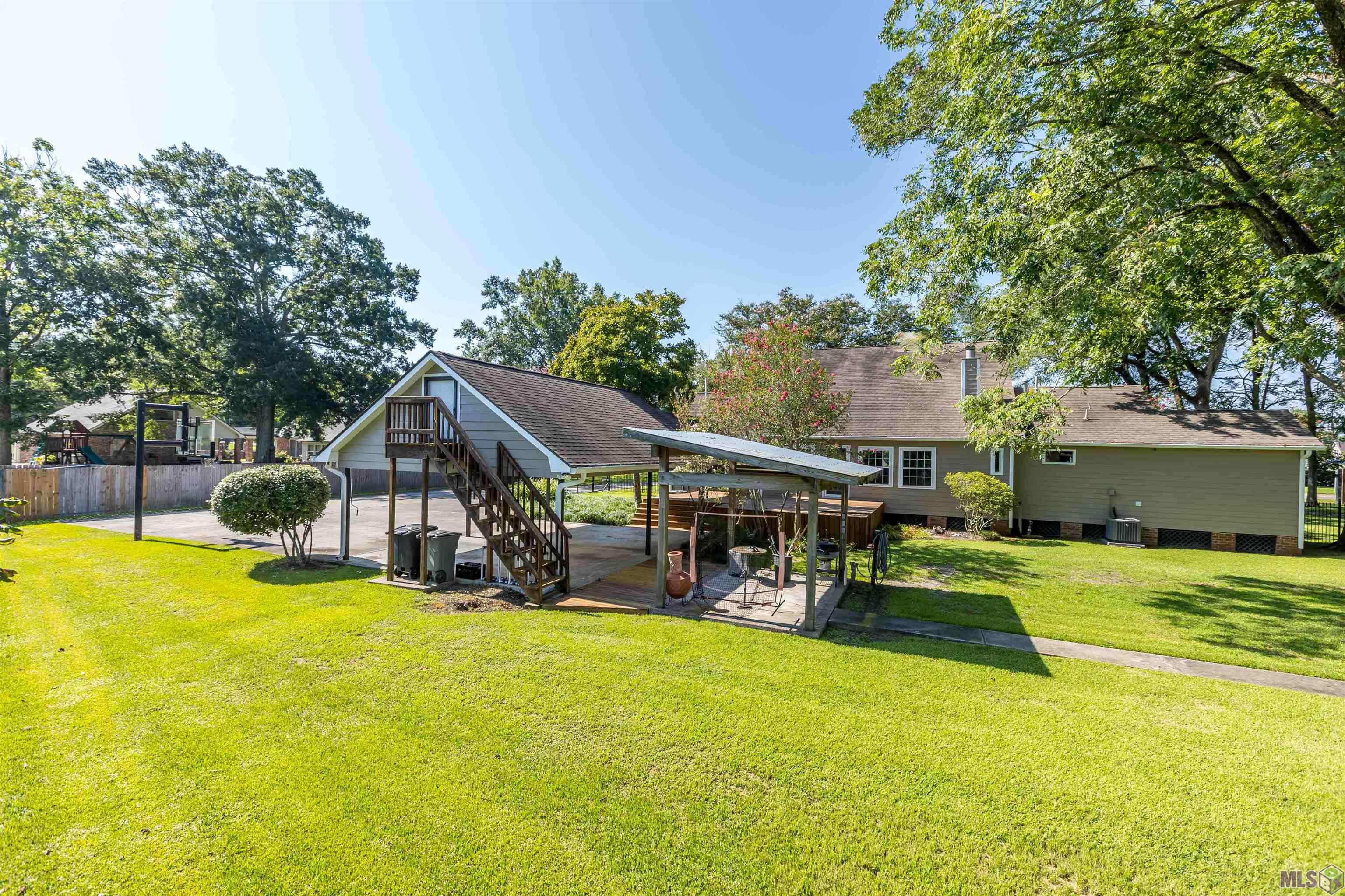 19081 Hoo Shoo Too Road Baton Rouge, LA 70817 - Photo 42 of 48