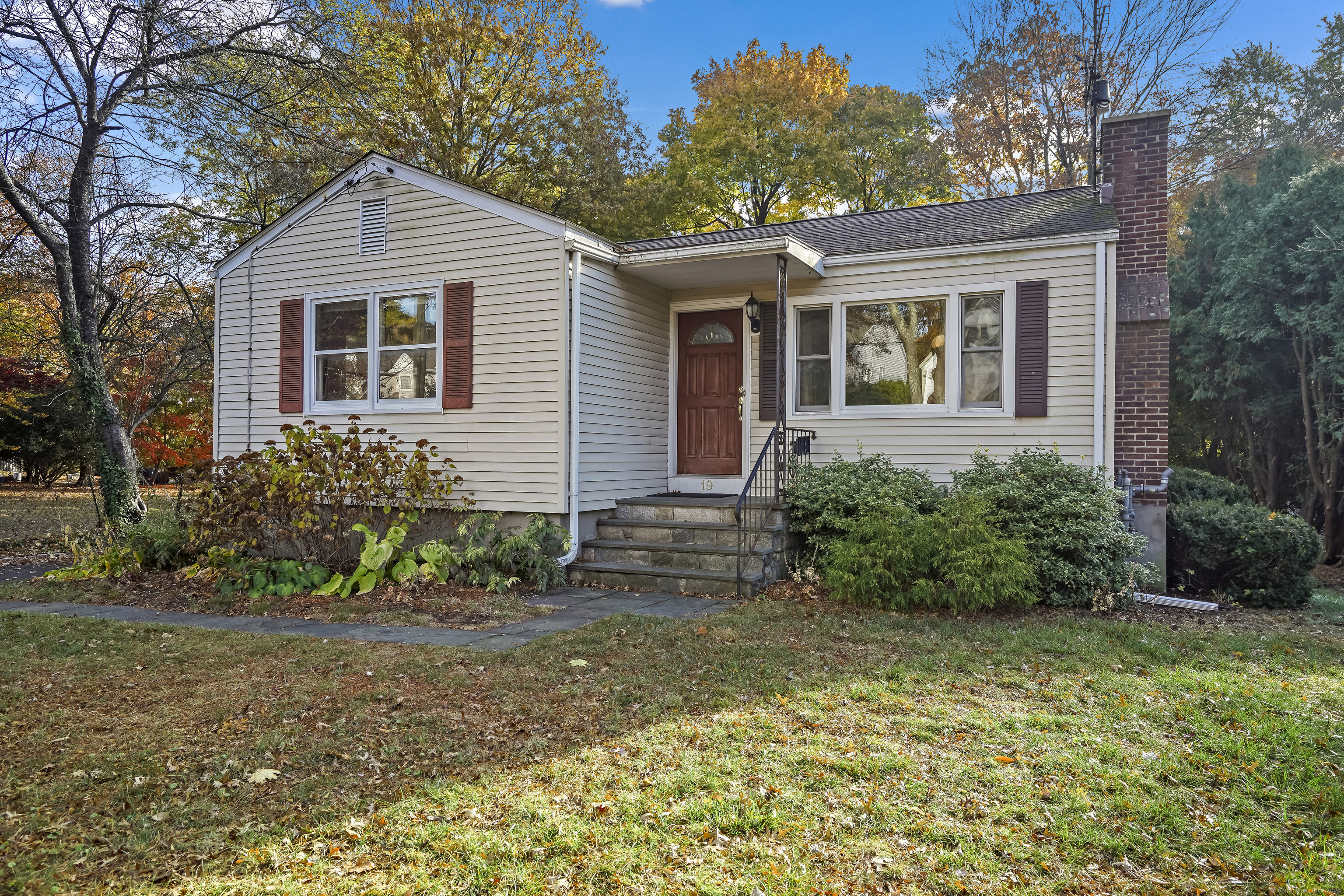 19 Jamroga Lane Stamford, CT 06905 - Photo 1 of 1