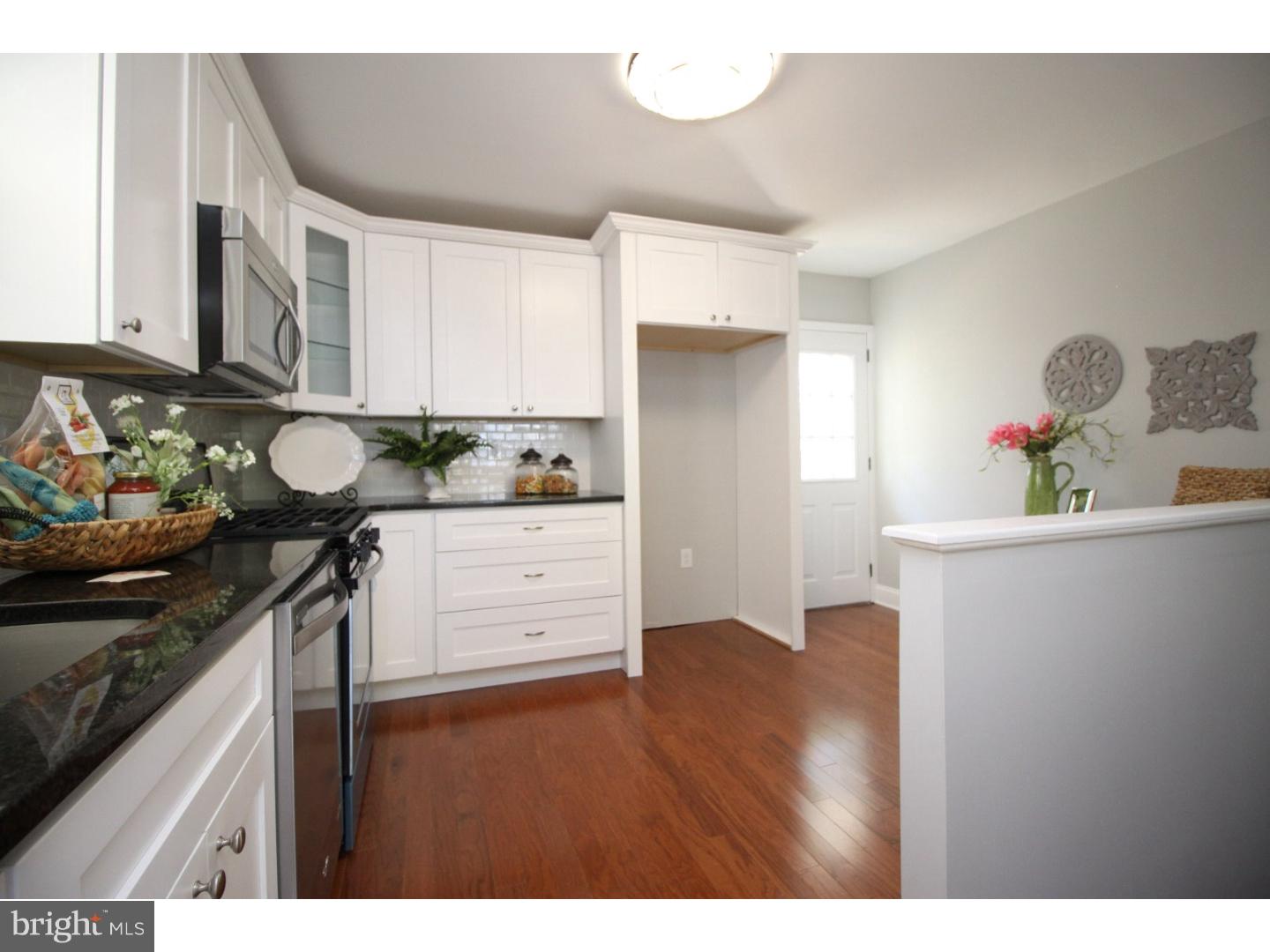 502 Johnson Place Magnolia, NJ 08049 - Photo 11 of 24 Gallery Image 11