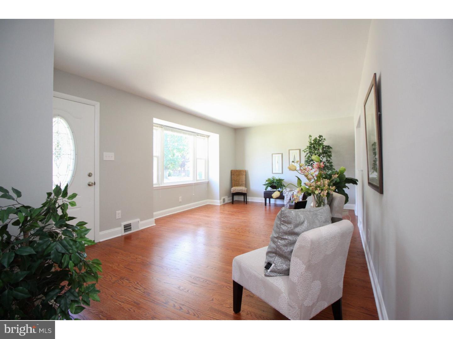 502 Johnson Place Magnolia, NJ 08049 - Photo 9 of 24 Gallery Image 9