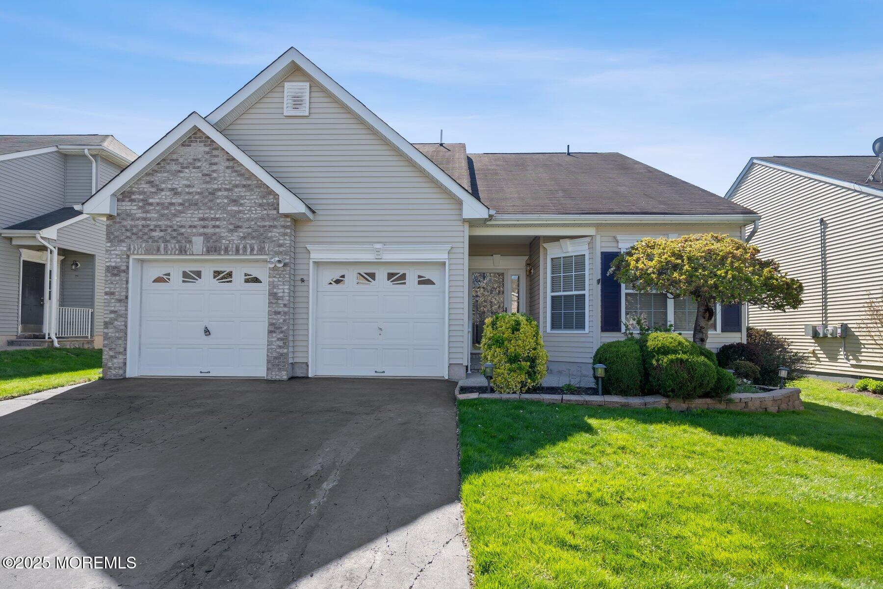 24 Little Leaf Lane Howell, NJ 07731 - Photo 2 of 32 24 Little Leaf Ln, Howell Township, NJ 0