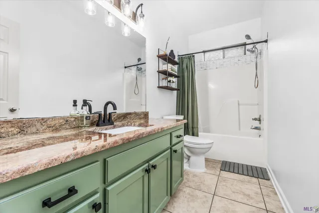 $265,900 | 11135 Peaks Avenue, Walker, LA 70785