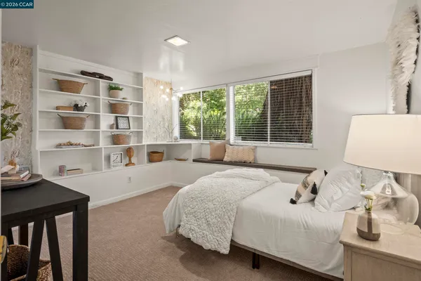 $1,595,000 | 7 Las Mesas Path, Orinda, CA 94563