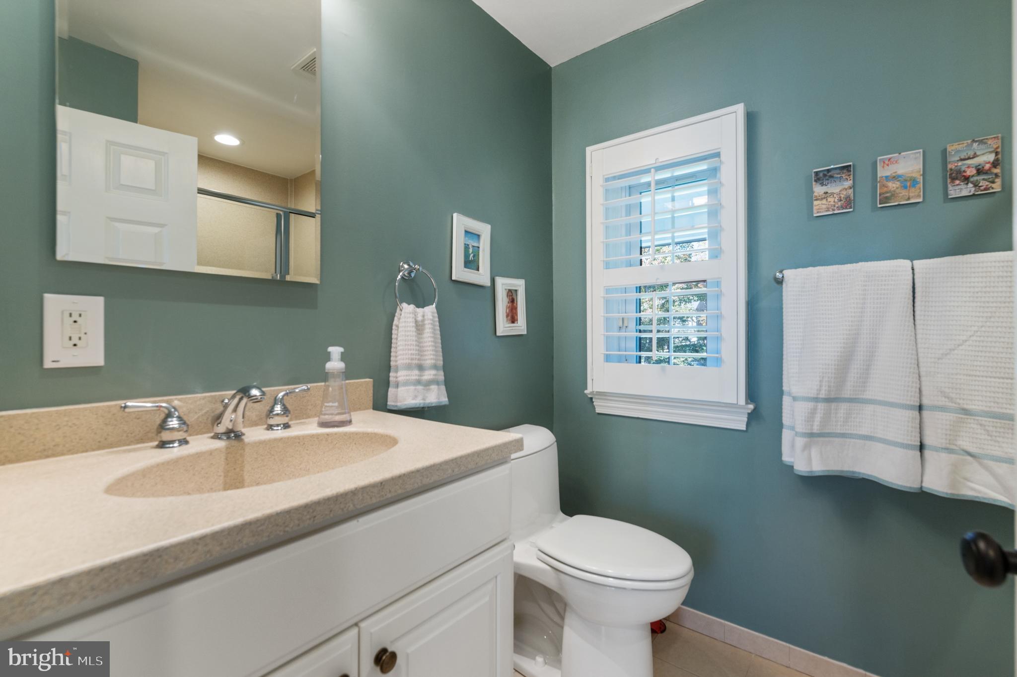 111 Hillside Road Wayne, PA 19087 - Photo 26 of 36