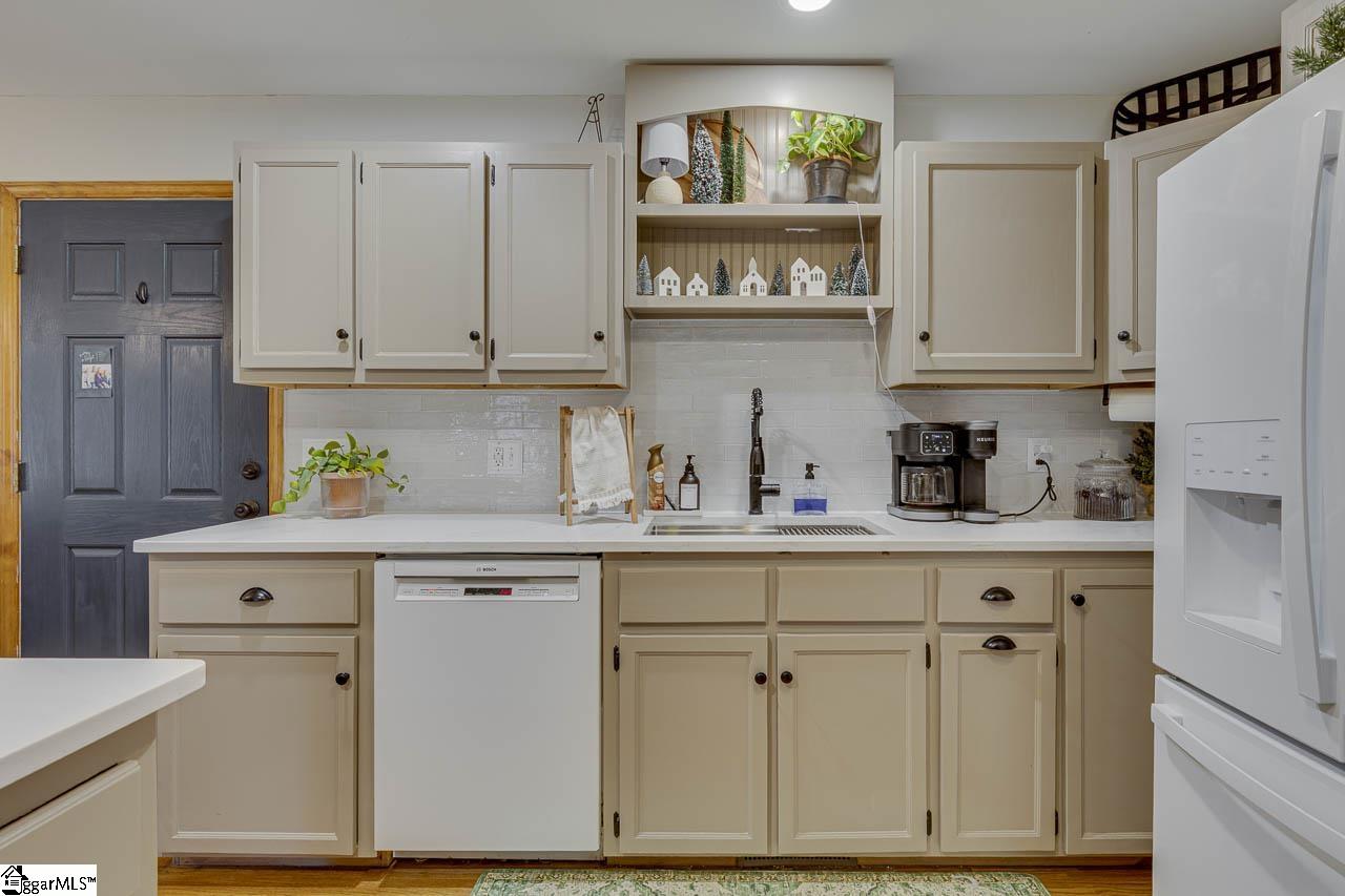 124 Hillside Circle Easley, SC 29640 - Photo 19 of 50