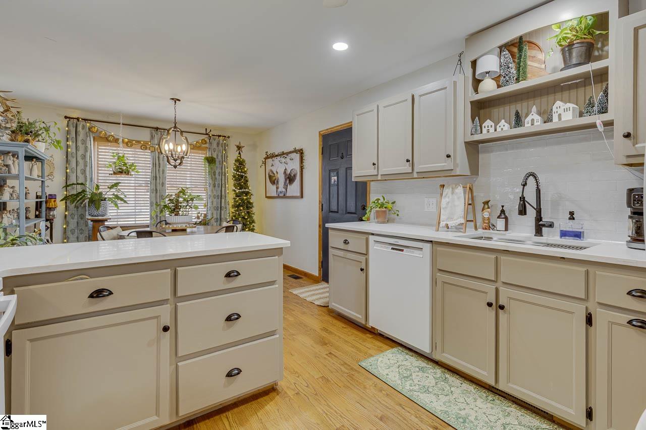 124 Hillside Circle Easley, SC 29640 - Photo 20 of 50