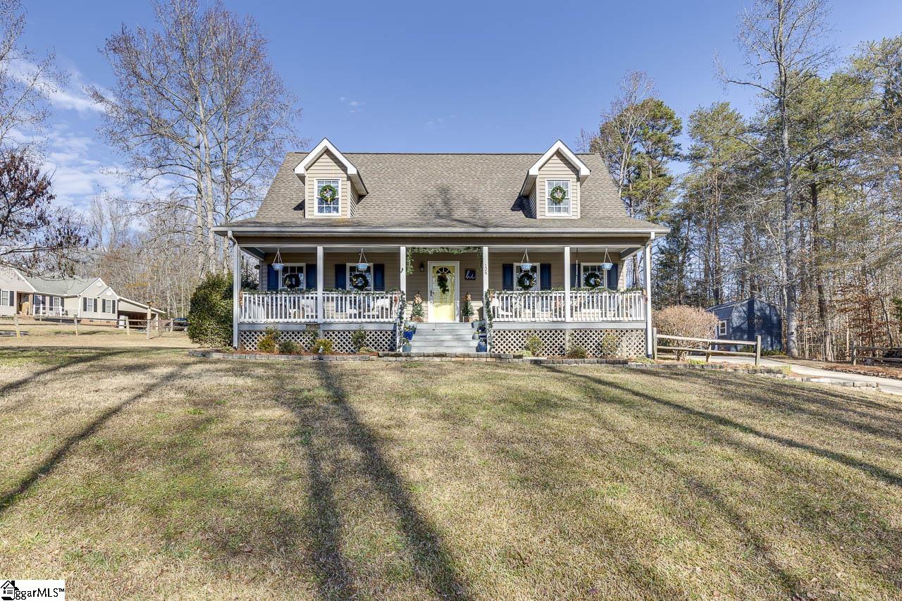 124 Hillside Circle Easley, SC 29640 - Photo 2 of 50