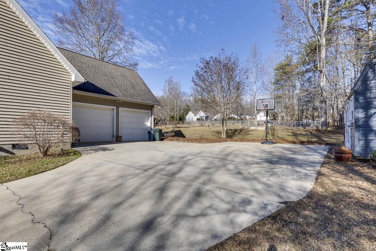 124 Hillside Circle Easley, SC 29640 - Photo 44 of 50