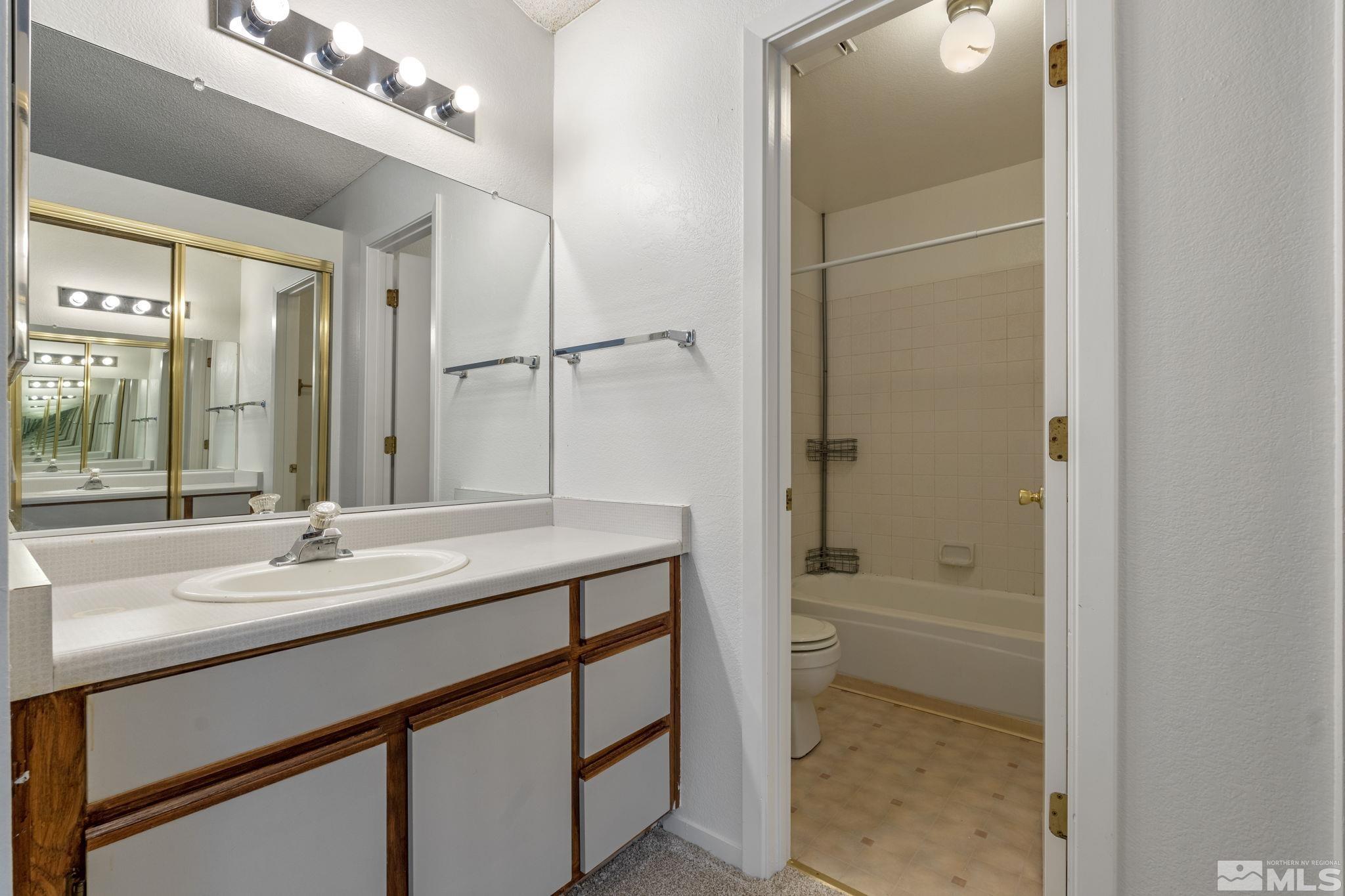 4332 Leeward Lane Reno, NV 89502 - Photo 24 of 40 Photo 24